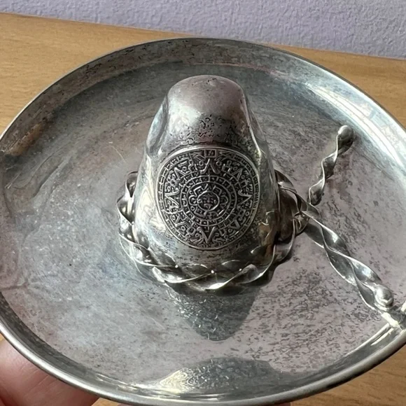 HEAVY Mexican Sombrero Hat 925 SS trinket jewelry ring dish Mayan Aztec Calendar